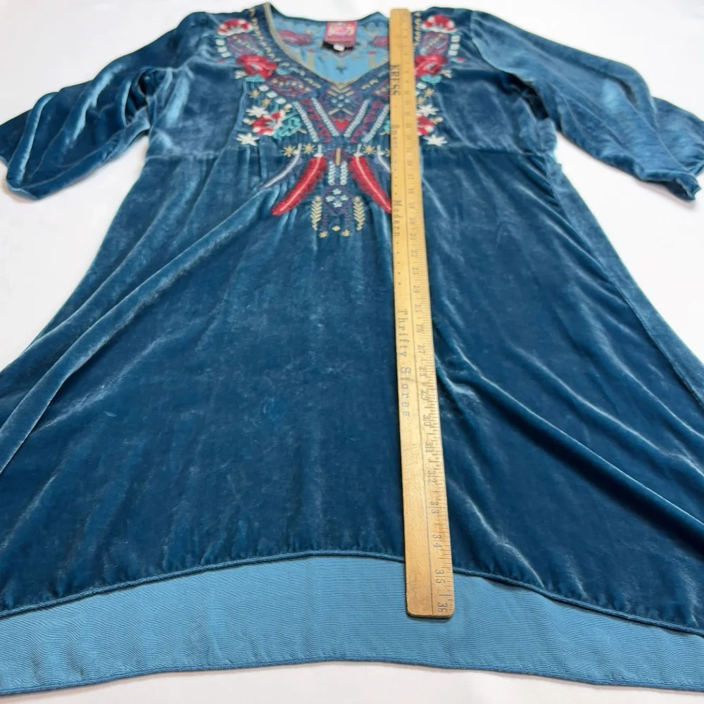 Johnny Was JWLA "Ava" Velvet Embroidered Tunic Dress – Medium - Picture 11 of 13